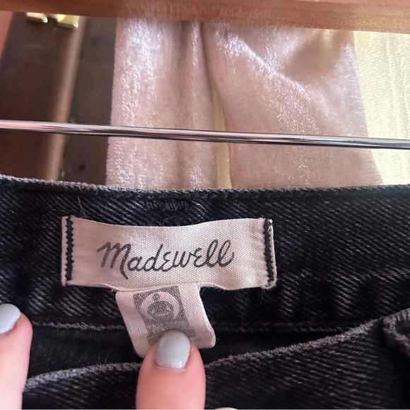 Madewell Petite Baggy Tapered Jeans Mackinnon Wash Charcoal Washed Black Size 30 - Picture 4 of 11